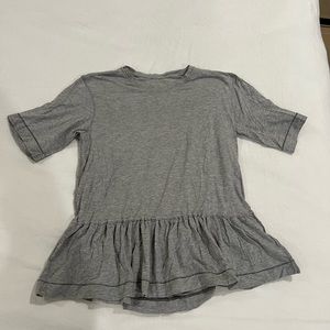 LULULEMON Peplum Tee Short Sleeve TOP Size 6 Silver grey